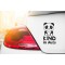 Kind im Auto und Panda 