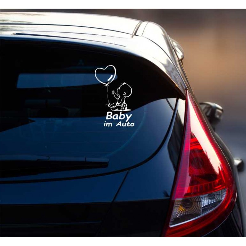 Baby im Auto Junge mit einem Ballon – Süßer und praktischer Autoaufkleber